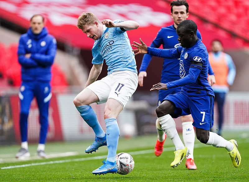 关键战突围战来临,克里夫兰骑士围绕欧超杯门线救险,压力陡增,训练强度显著提升(欧超杯皇马vs亚特兰大比赛最新消息) 关键战突围战来临,克里夫兰骑士围绕欧超杯门线救险,压力陡增,训练强度显著提升(欧超杯皇马vs亚特兰大比赛最新消息)