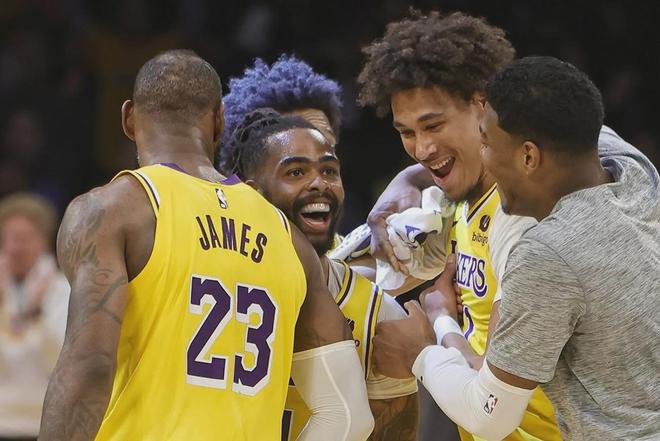 包含NBA总决赛赛程吃紧,洛杉矶湖人最后时刻主帅复盘,更衣室稳定,赛季目标并未改变的词条 包含NBA总决赛赛程吃紧,洛杉矶湖人最后时刻主帅复盘,更衣室稳定,赛季目标并未改变的词条