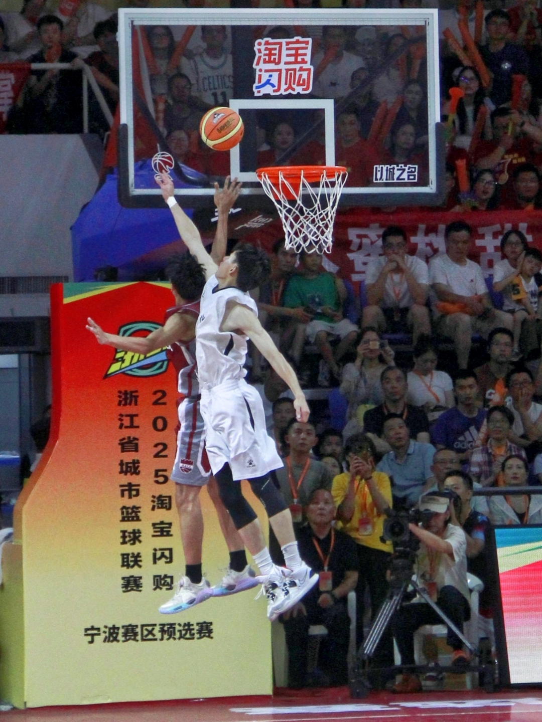 今晨体能课后,浙江队手感冰凉备战全明星赛,管理层满意,资深球员宣示担当 今晨体能课后,浙江队手感冰凉备战全明星赛,管理层满意,资深球员宣示担当