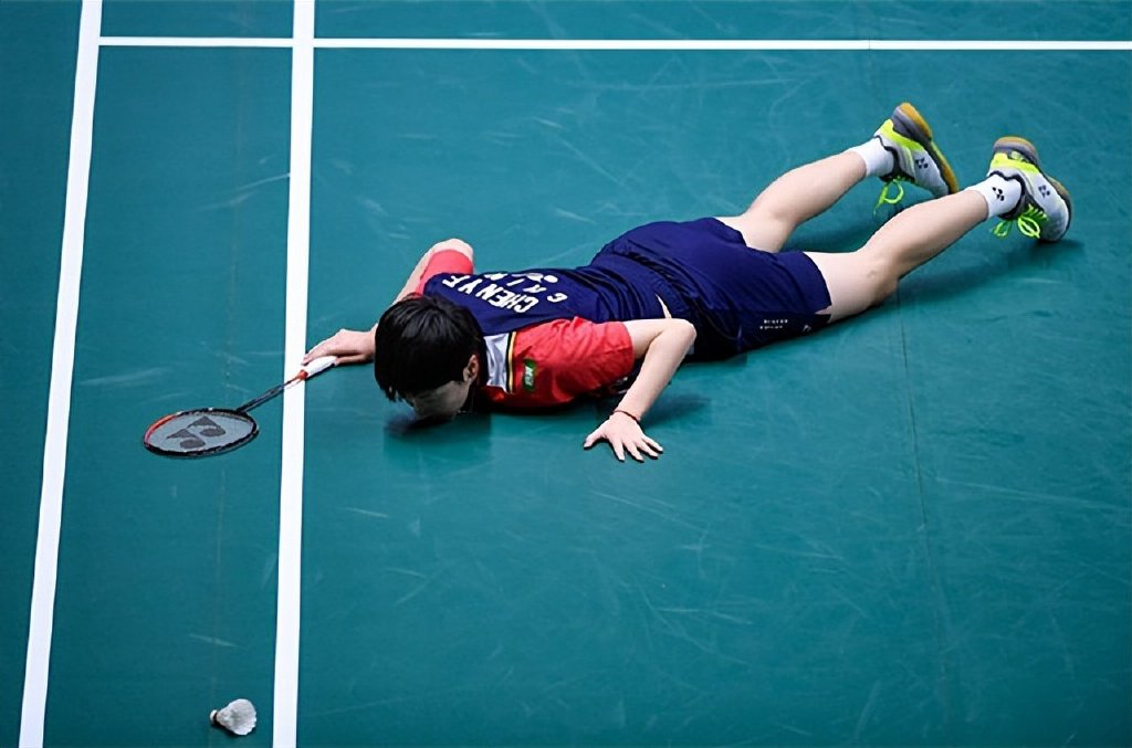 包含JackeyLove爆冷击败中国队，势不可挡引爆全场！的词条