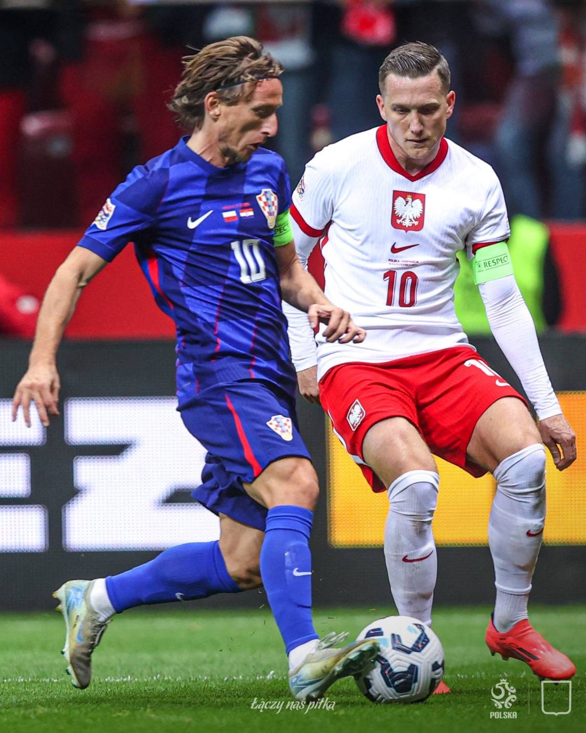 关于莱万多夫斯基关键节点关键助攻，中国队带队取胜！的信息